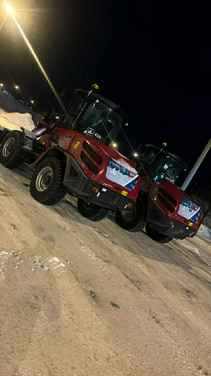 Chargeuses Yanmar opération de nuit déneigement